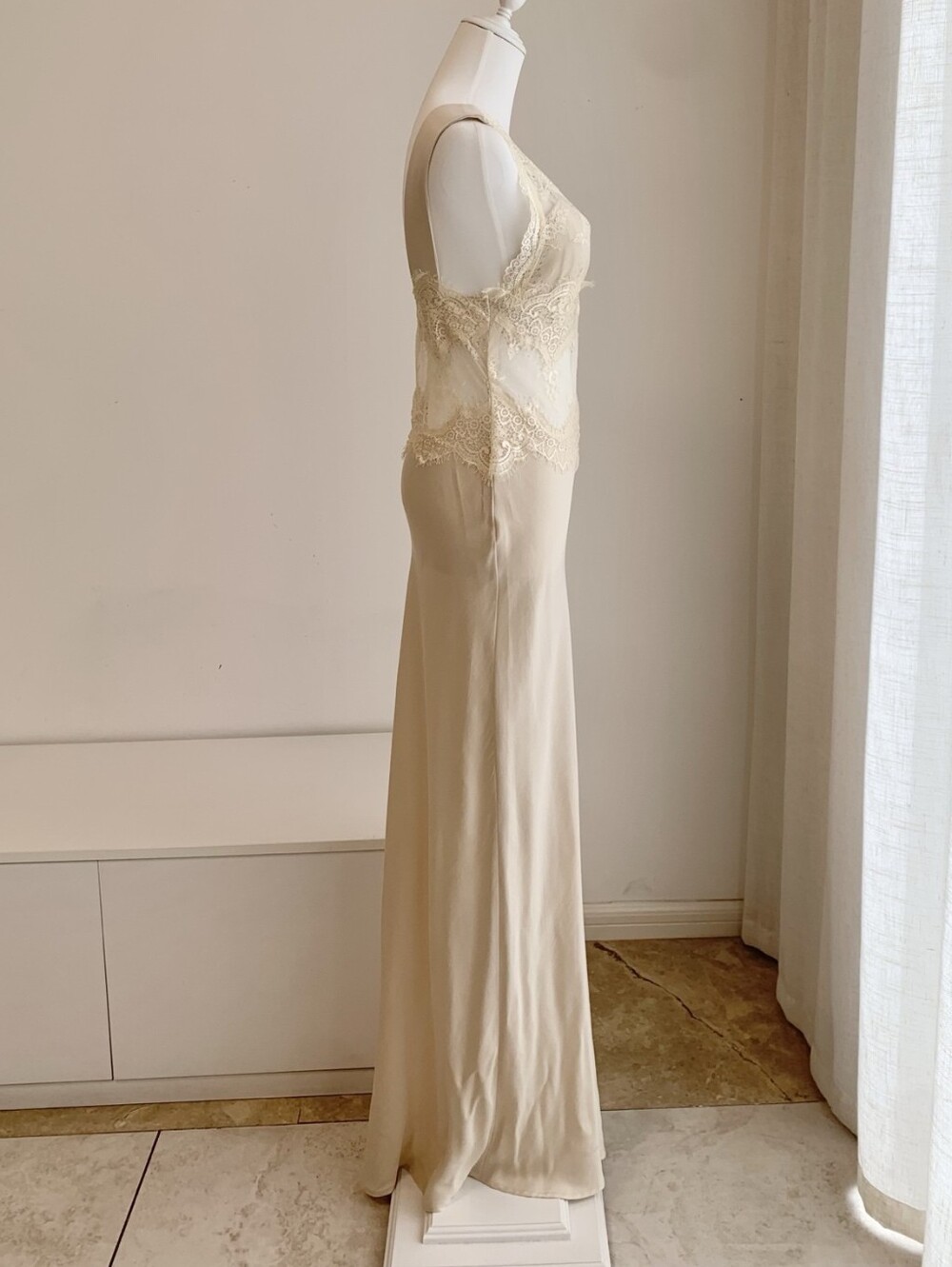Third Form VISIONS LACE FLOOR LENGTH DRESS | Butter Cream - Picture 13 of 16